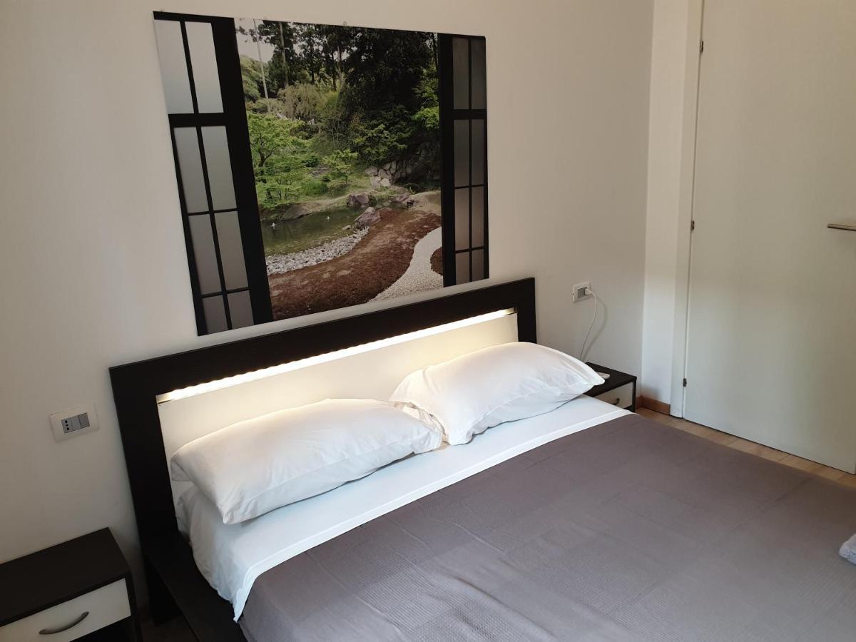 Your Lovely Home, Porta Venezia-1 Queen Bed, 3 Single Beds, 1 Sofa Bed- Mediolan Zewnętrze zdjęcie
